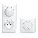 Celiane with Netatmo Legrand 067700 - zestaw startowy podstawowy (gniazdo control, łącznik bezprzewodowy wyjście/powrót) BIAŁY