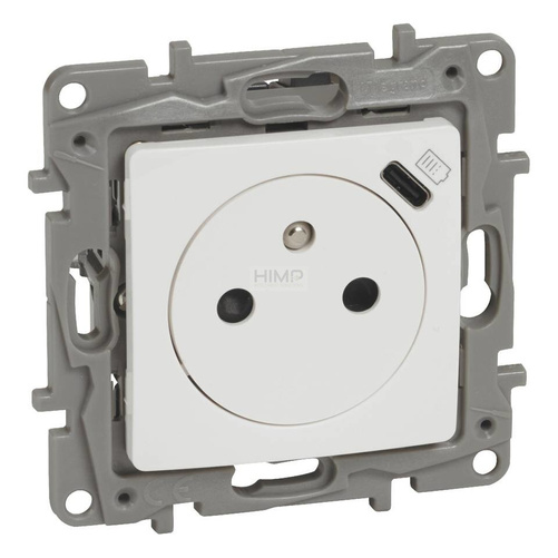 Niloe Selection - Gniazdo 2P+Z płaskie 16 A - 250 V~ + USB typ C w plakietce (z przesłoną, zaciski automatyczne) - Biały Legrand 764536