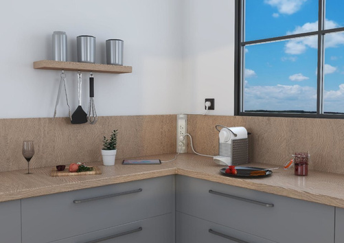 Przedłużacz narożny 4X2P+Z Biały z przewodem 1m Legrand 049404