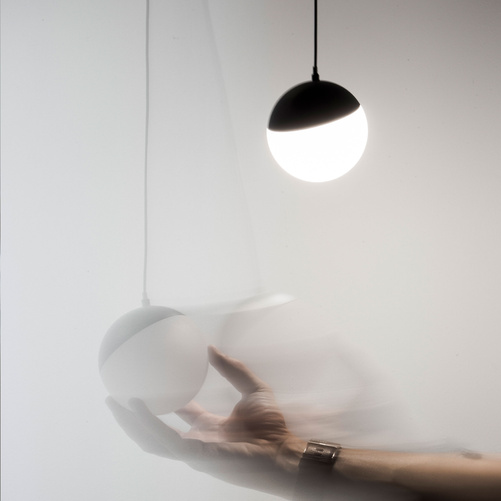 SYSTEM SHIFT - GLOBE P oprawa kula zwis na szynop. 100 (850mm kabel) 5W 165st czarna 5 lat gw. 2 F