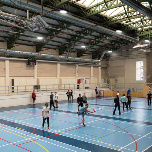 PLATEO 3 HIGH BAY 100W NW 230V 90ST IP65 IK08 270X160MM CZARNY 5 LAT GW. DALI