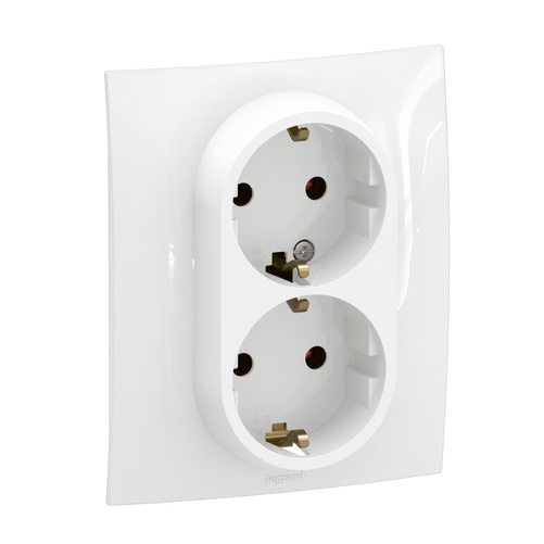 NOWE NILOE - GNIAZDO SCHUKO 2X2P+Z MONOBLOK ZACISKI ŚRUBOWE 16A - 250V~ BIAŁE - Legrand NP3131WH