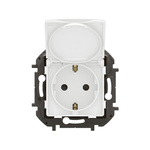 NOWE NILOE - GN SCH 2P+Z Z PRZESŁONĄ I KLAPKĄ ZAC ŚRUBOWE 16A - 250 V~ BIAŁE - Legrand NP3129WH