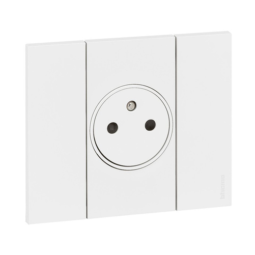 Living Now - Gniazdo 2P+Z-AUTO-2M Bticino K4142A