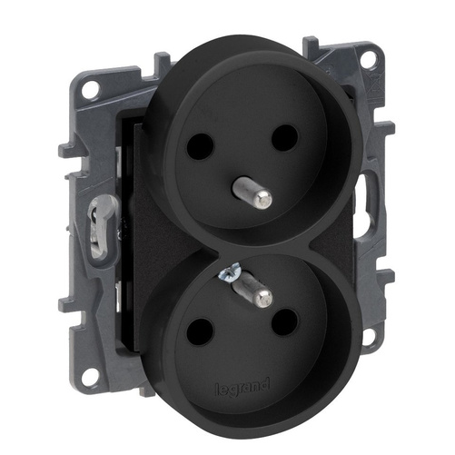 Niloe Step - Gniazdo 2x2P+Z 16 A - 230 V~ - bez przesłony, zaciski śrubowe - Czarne Legrand 863532