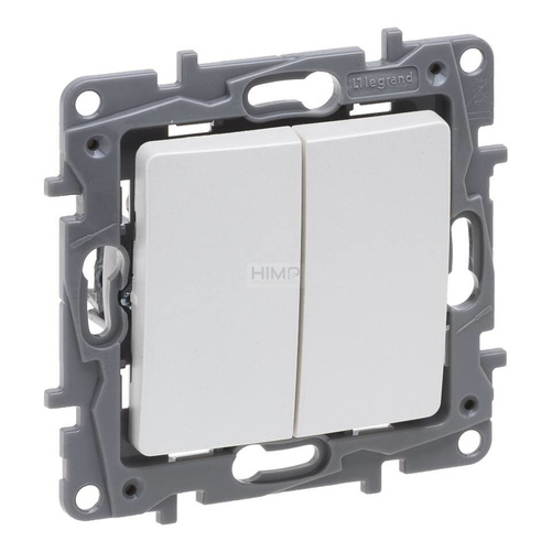 Niloe Selection  - Łącznik świecznikowy 10 AX  - Perła Legrand 762405