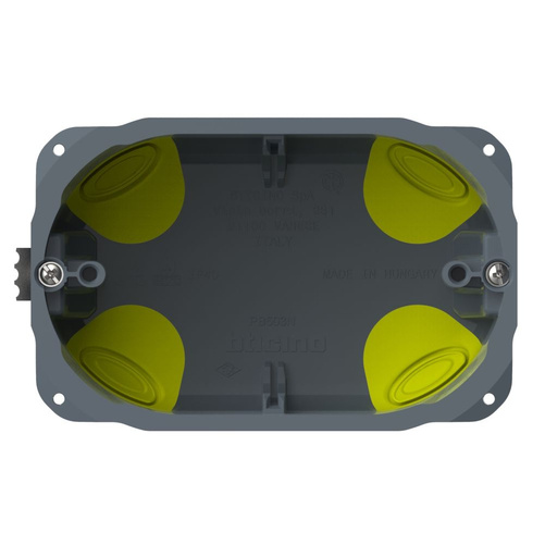 Puszka do gipsu 3 mod – Bticino PB503NN