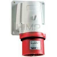 P17 WTYCZKA ODBIORNIKOWA 32 A/400 V/3P+Z IP44 Legrand 058288