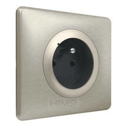 Celiane with NETATMO Gniazdo connected 16A TYTANOWE Legrand 067775